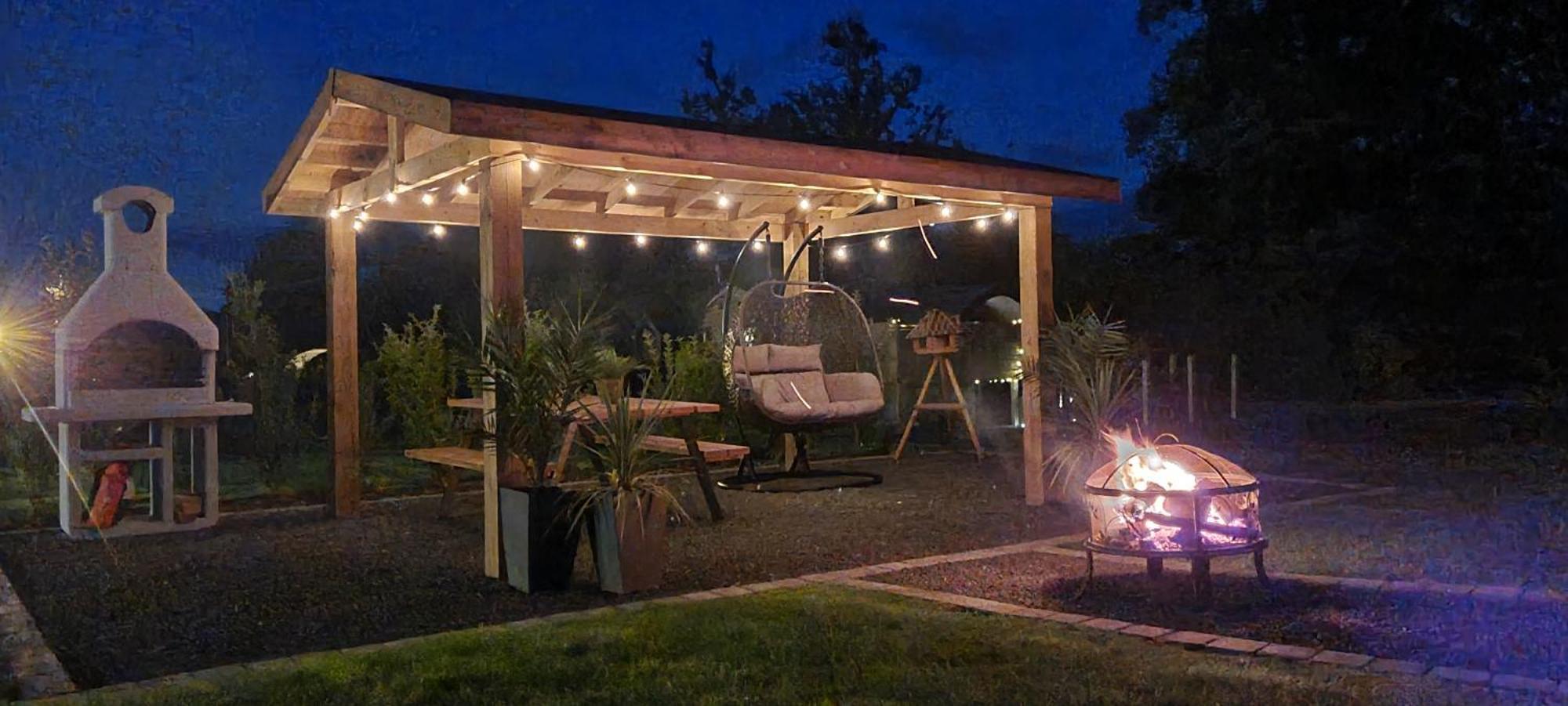 Eastridge Glamping Villa Shrewsbury Exteriör bild