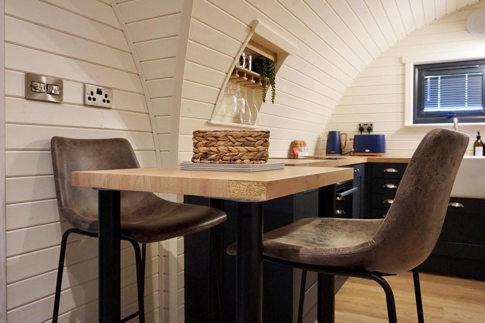 Eastridge Glamping Villa Shrewsbury Exteriör bild